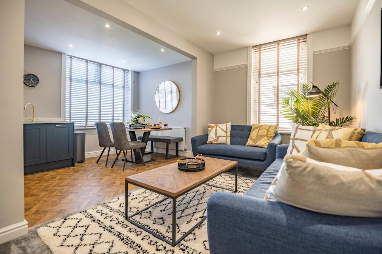 Luxury 2 Bed Apartment, Sea View, Near The Beach. Rhôs-on-Sea Eksteriør bilde
